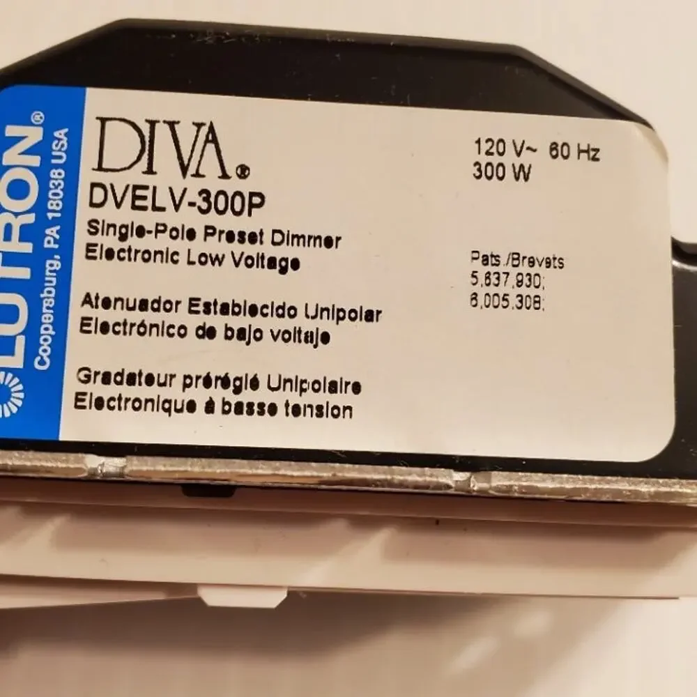 Lutron Dimmer DVELV-300P-WH, 300w New open box